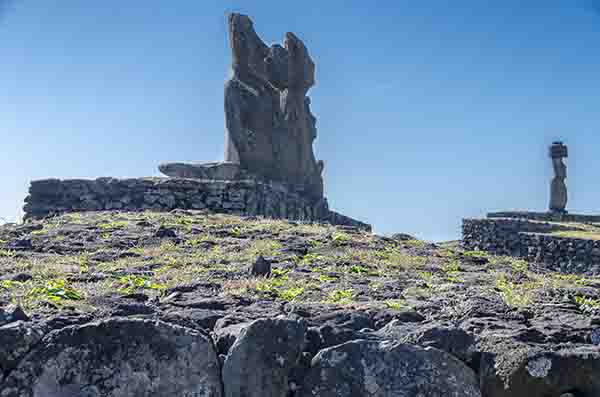 141 - Chile - isla de Rapa Nui o Pascua - Tahai - Ahu Tahai y Ahu Ko Te Riku